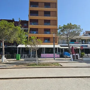  Hotel Veizi Albania
